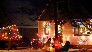 House Christmas decorations in Canada